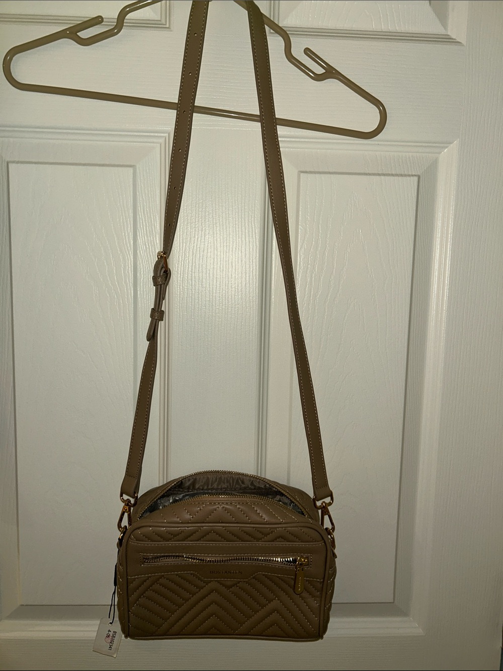 Quilted Crossbody Bag in Taupe - Picture 4 of 4